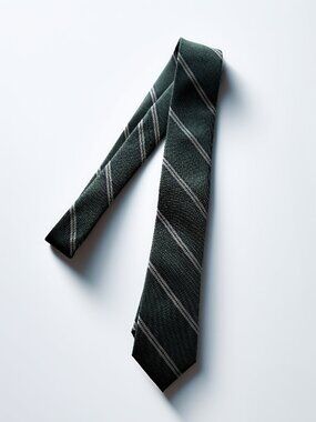 Perry Ellis Portfolio -Men's Green Stripe Jacquard Neck Tie 2.9"W x 57"L(Skinny)
